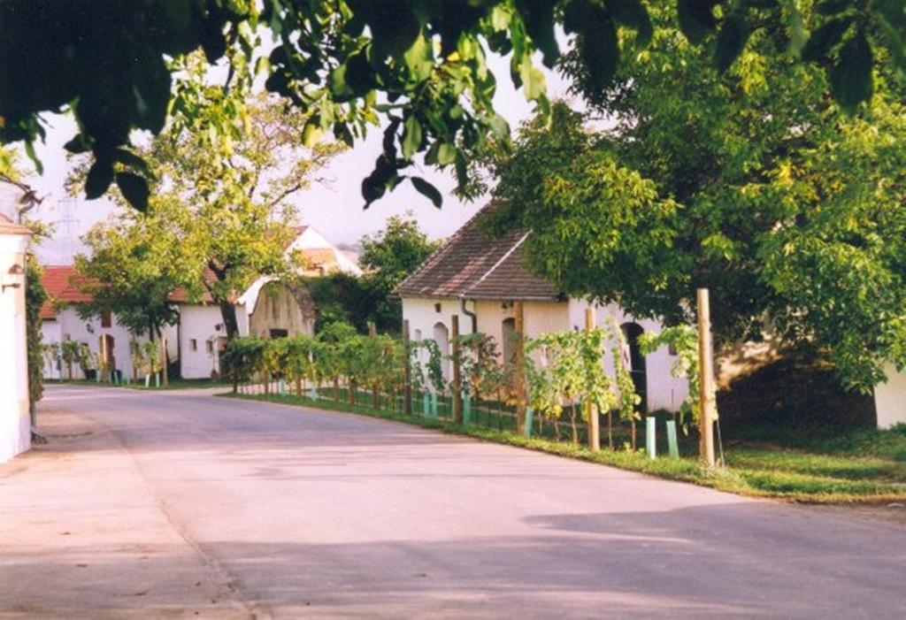 Stadthotel Eggenburg מראה חיצוני תמונה