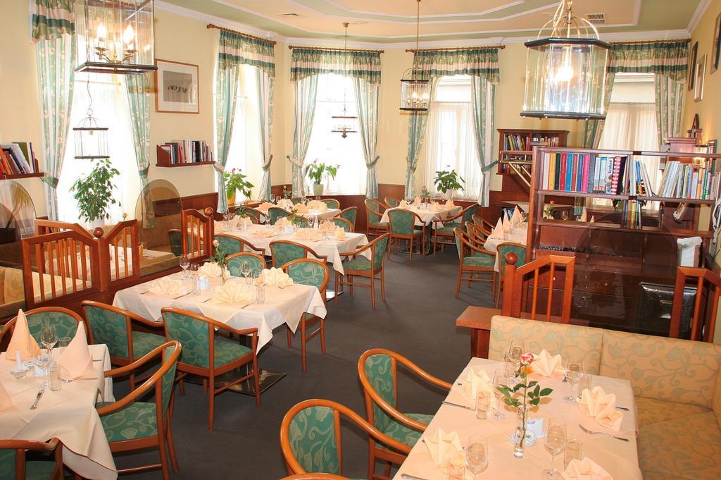 Stadthotel Eggenburg מראה חיצוני תמונה